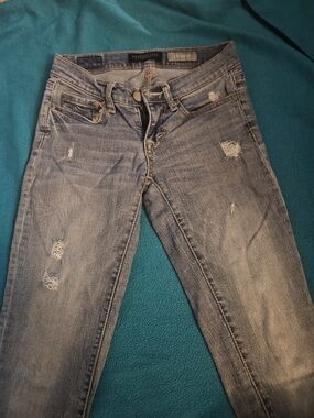Aeropostale Women's Distressed Skinny Jeans